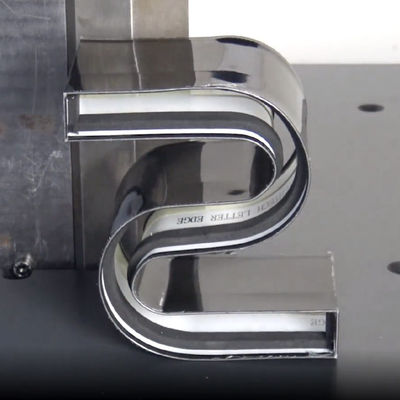 ET20 Multifunktionszeichenbiegemaschine Biegefunktion für flache Aluminiumspulen