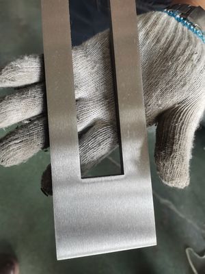 Ejon YZ400 Gürtellösungsmaschine für Laserschneiden und Stempeln