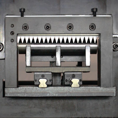 CNC-Buchstaben-Auto-Biegenmaschine EJON ET20C für V-Groove-Schlitze und 3D-Schildherstellung