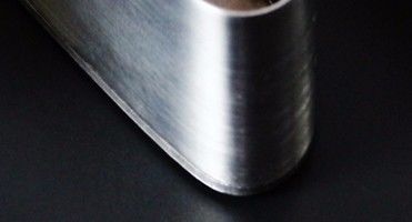 Automatische Schleifmaschine aus Edelstahl, Aluminium und Galvanplate
